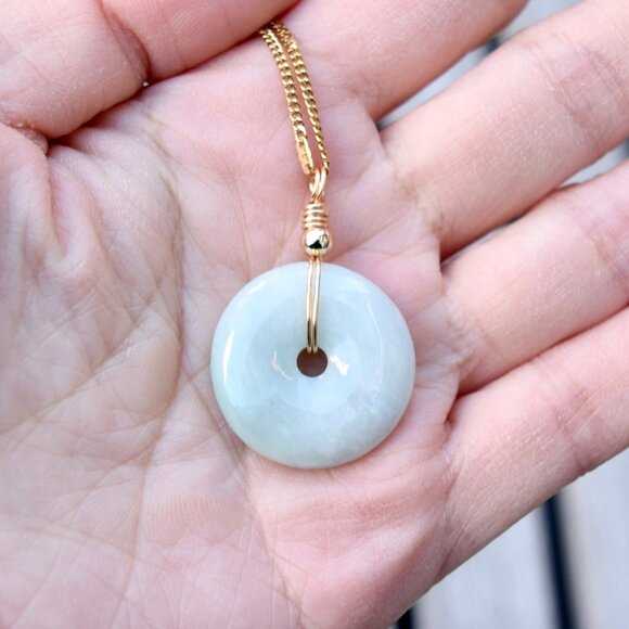 Jadeite Peace Buckle Necklace - Jade jewelry - Picture 8 of 9